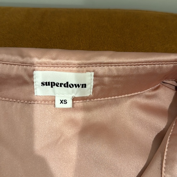 Superdown Carolina Button Up Top in Pink XS - Picture 3 of 8